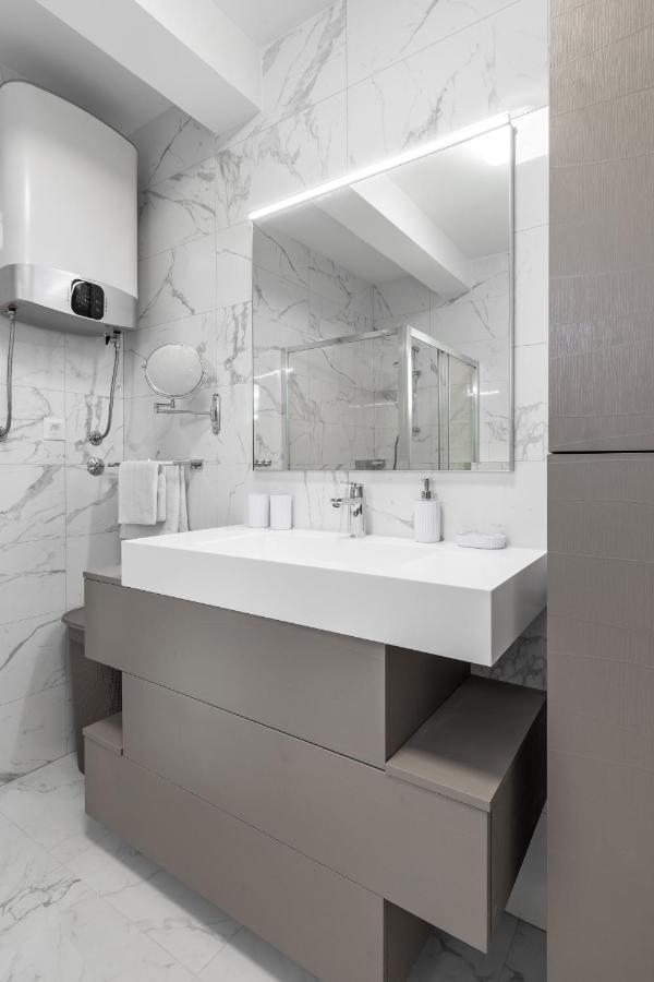 Elysian Zen Luxury Apartment - Two Bedroom Apartment With Terrace And Sea View Split Exterior foto