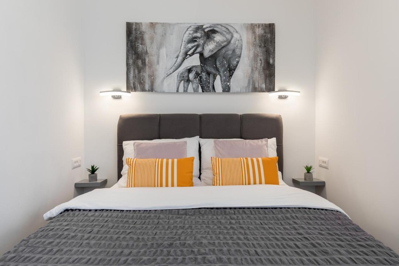 Elysian Zen Luxury Apartment - Two Bedroom Apartment With Terrace And Sea View Split Exterior foto